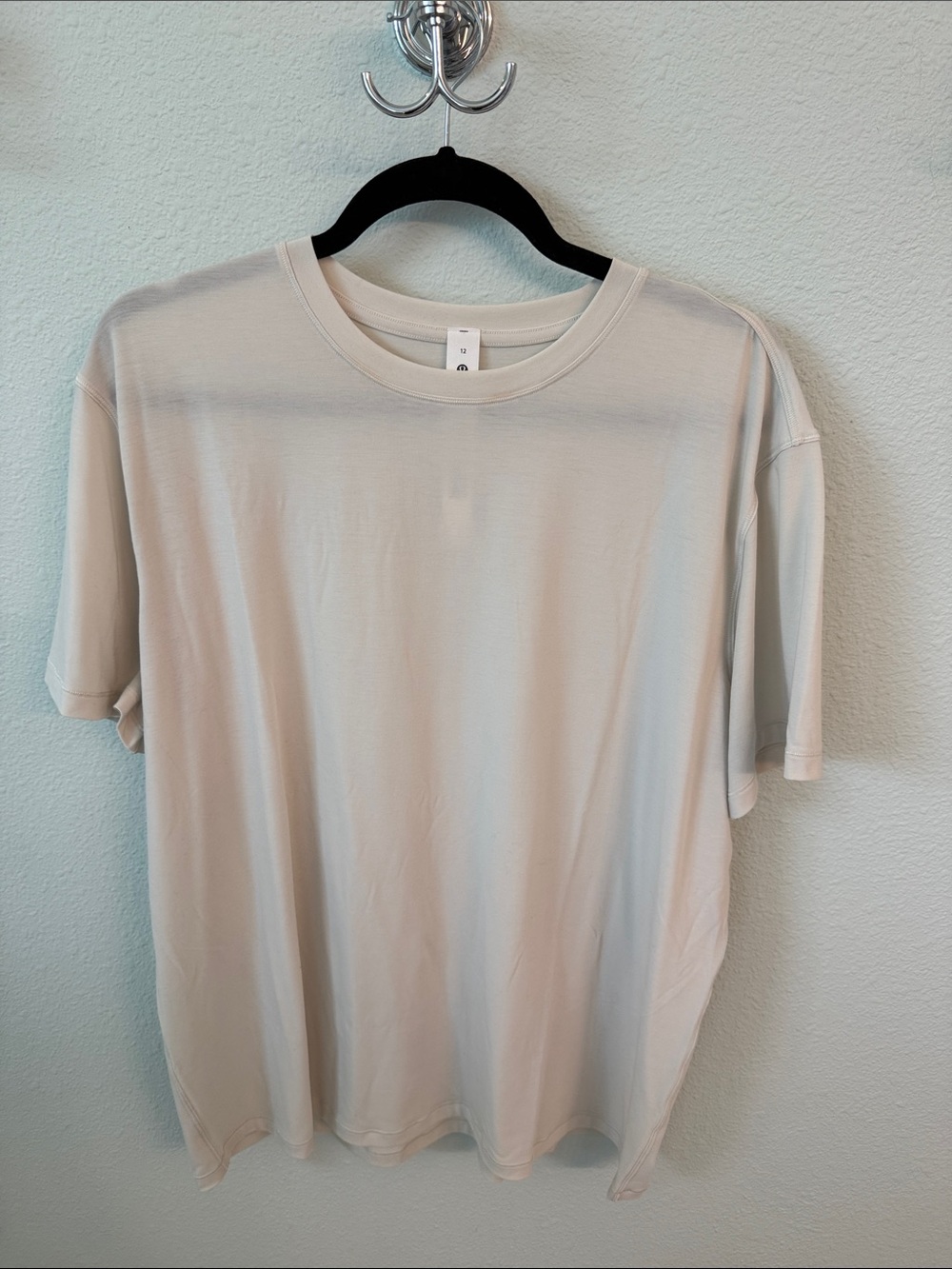 lululemon athletica Women's Short Sleeve Crew Tee in Light Cream